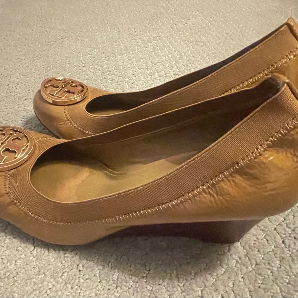 Tory Burch Tan Leather Logo Wedge Flats